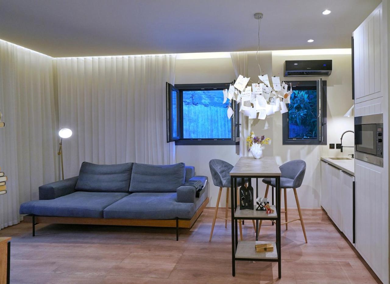 P Faliro Riviera Suite アテネ エクステリア 写真