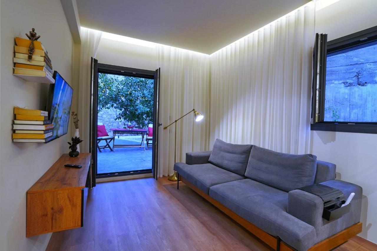 P Faliro Riviera Suite アテネ エクステリア 写真